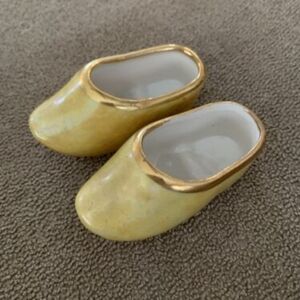 Miniature shoes